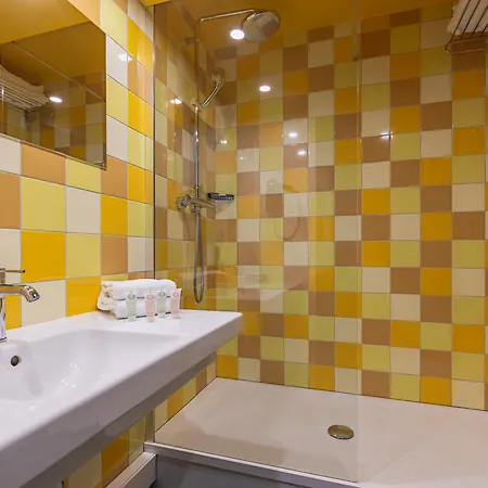 Hotel Western Grand Parc Marne La Vallee 3*